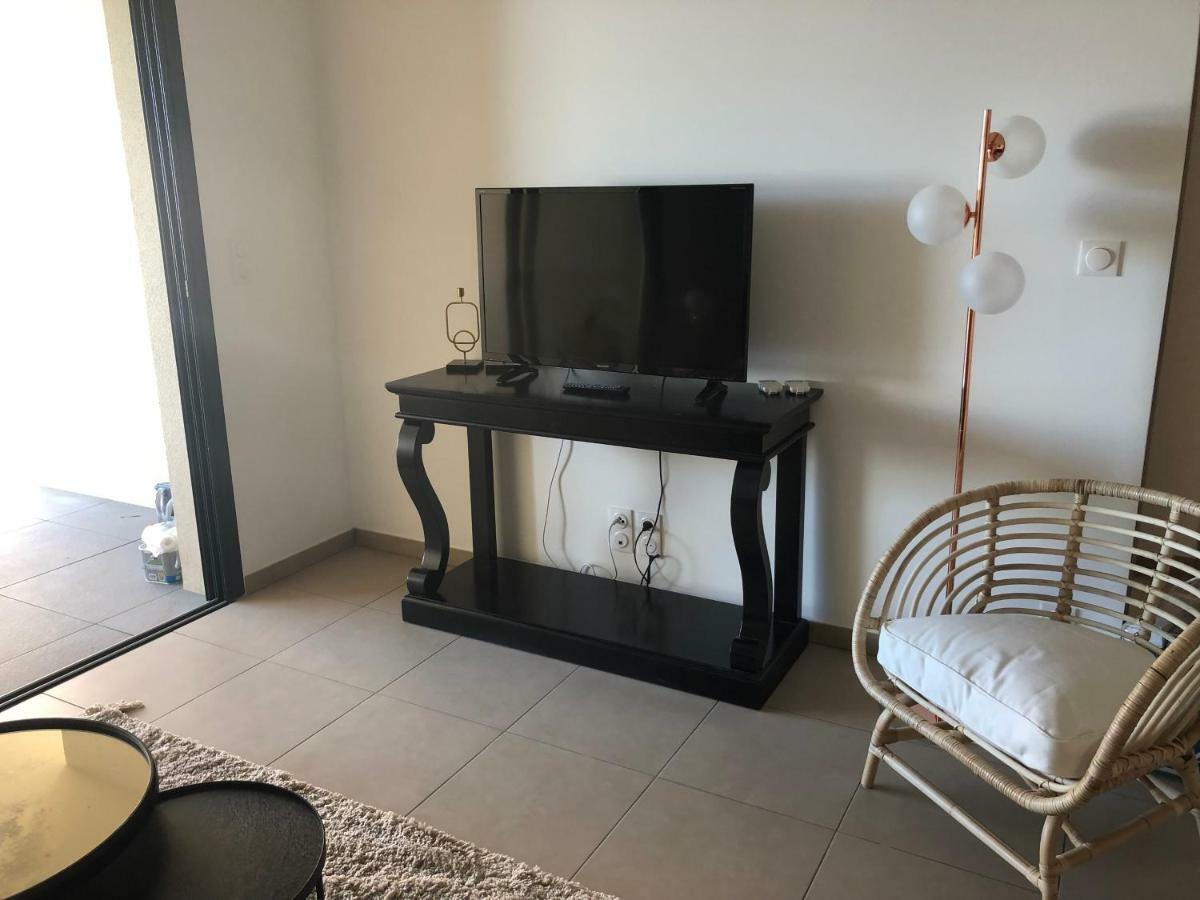 شقة Fronte Di Mare بروبرِيانّو المظهر الخارجي الصورة